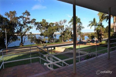 Property photo of 209 The Esplanade Mount Pleasant WA 6153