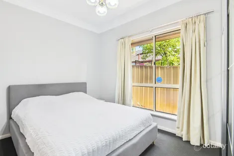 Property photo of 6 Margaret Cutten Grove Aberfoyle Park SA 5159