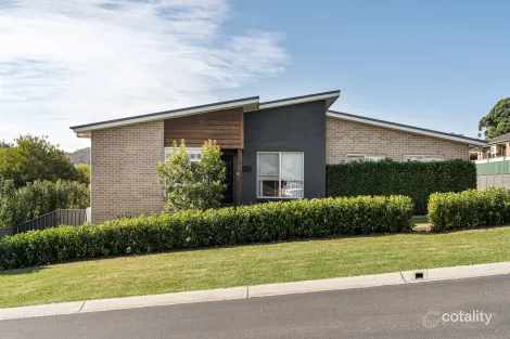 4 Yallambi St, Picton, NSW 2571