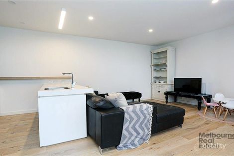 Property photo of 1 Bounty Place Doncaster VIC 3108