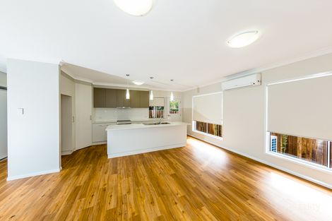 2/15a Warwick St, Harristown, QLD 4350