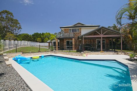 22 Hatherton Cres, Carindale, QLD 4152