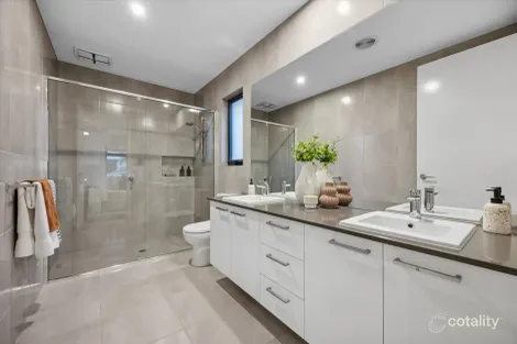 Property photo of 12A McKinnon Road McKinnon VIC 3204