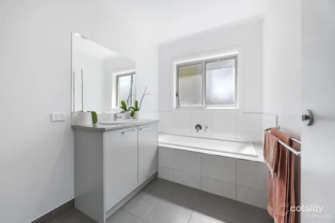 Property photo of 77 Pasco Street Creswick VIC 3363