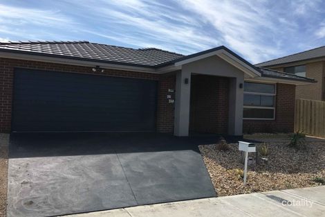 Property photo of 15 Strathalbyn Chase Wollert VIC 3750