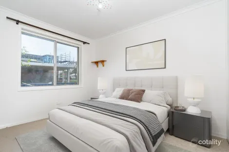 Property photo of 2/16 Wilgabar Way Karabar NSW 2620