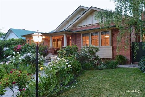 Property photo of 27 Wollundry Avenue Wagga Wagga NSW 2650