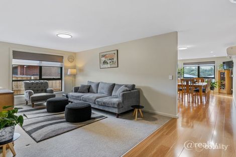 17 Emerald Dr, Rokeby, TAS 7019