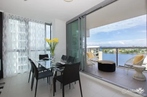 2 Harbour Rd, Hamilton, QLD 4007