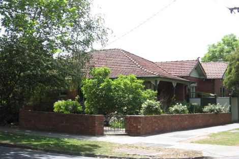Property photo of 14 Chatham Road Canterbury VIC 3126