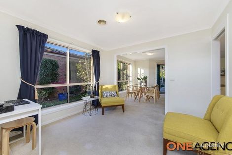 Property photo of 2 Pemberton Place Jerrabomberra NSW 2619