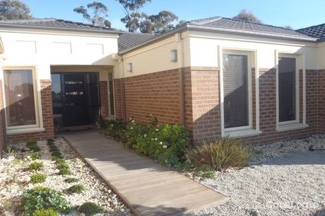 Property photo of 27 Arthurs Crescent Strathfieldsaye VIC 3551