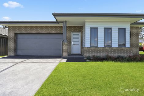 28 Canterbury St, Hamlyn Terrace, NSW 2259