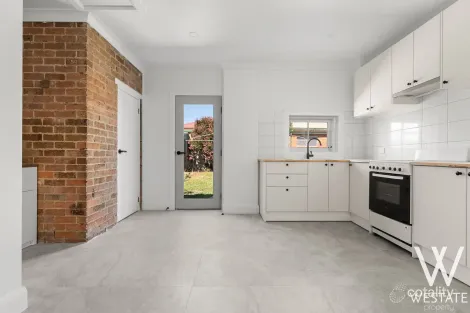 Property photo of 4 Dora Street Orange NSW 2800