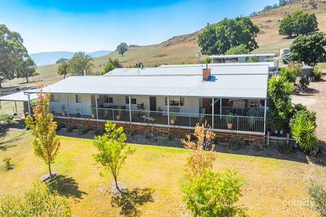 229 Sugarloaf Rd, Corryong, VIC 3707