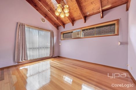 Property photo of 2/14 Woods Close Meadow Heights VIC 3048