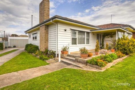 1 Hamlet St, Wendouree, VIC 3355