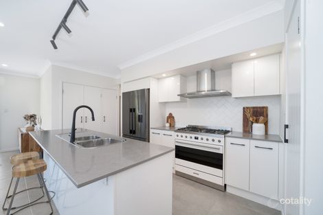 Property photo of 1 Sita Retreat Burdell QLD 4818
