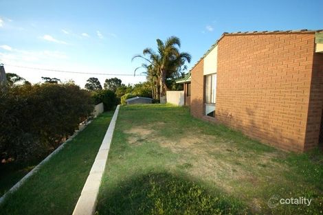 Property photo of 21 Wardong Place Wanneroo WA 6065