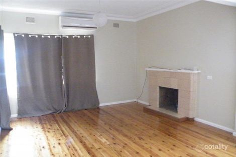 Property photo of 28 Breeza Street Quirindi NSW 2343