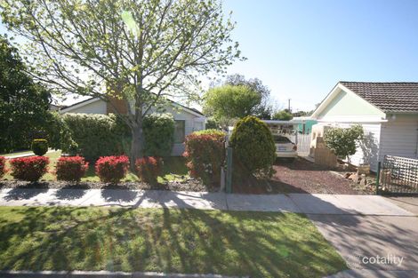 2 Lean Ave, Herne Hill, VIC 3218