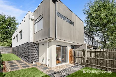 Property photo of 5 Ventral Walk Mooroolbark VIC 3138
