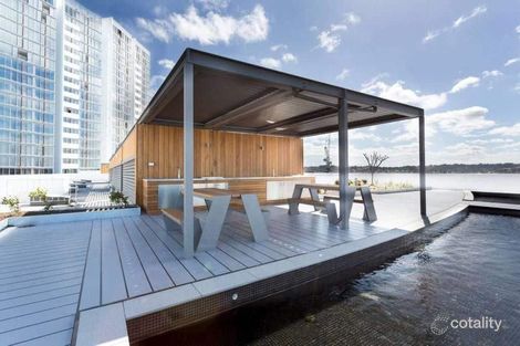 Property photo of 602/3 Foreshore Place Wentworth Point NSW 2127