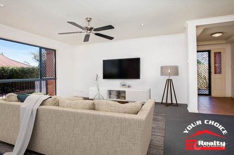 Property photo of 11 Chelsea Place Forest Lake QLD 4078