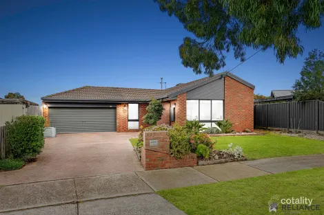 17 Amesbury Ave, Craigieburn, VIC 3064