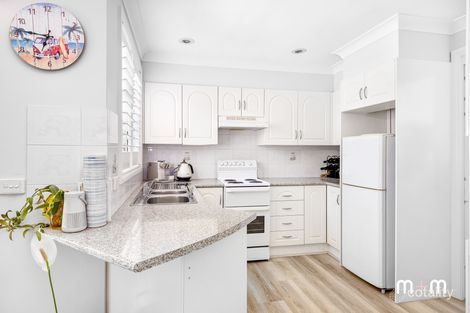 Property photo of 2/13-15 Russell Street Woonona NSW 2517