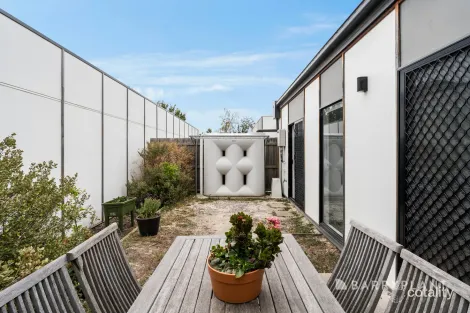 Property photo of 9/9 Moretti Court Marshall VIC 3216