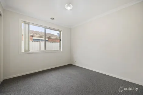 Property photo of 54 Fantail Way Brookfield VIC 3338