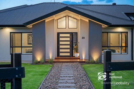 Property photo of 39 Reflection Drive Louth Park NSW 2320