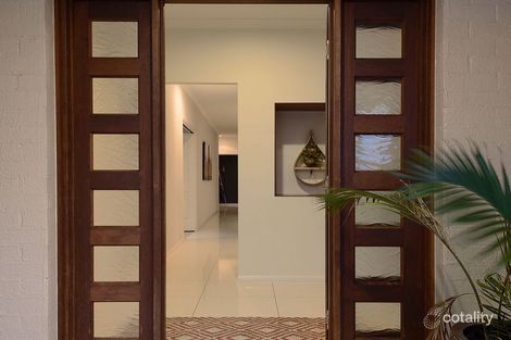Property photo of 105 Thomas Macleod Avenue Sinnamon Park QLD 4073