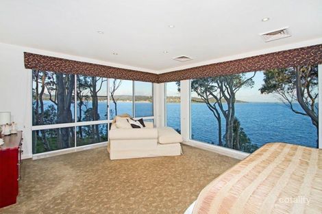 Property photo of 4 Wattle Street Bolton Point NSW 2283