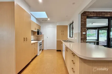 Property photo of 2 Skye Place Engadine NSW 2233