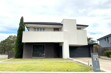 1 Barmah Pl, Waterways, VIC 3195