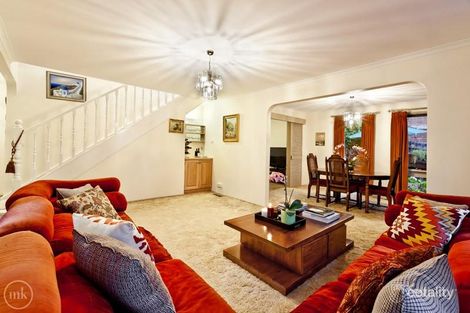 Property photo of 8 Nungeroo Court Eltham North VIC 3095