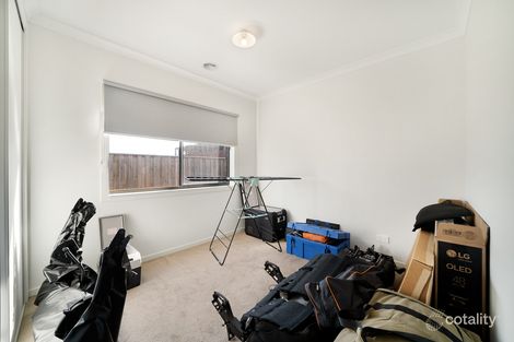 7 Howmans Rd, Werribee, VIC 3030