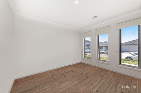 Property photo of 13 Bangalore Way Mickleham VIC 3064