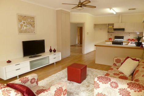 Property photo of 17 St Ives Walk Paradise SA 5075