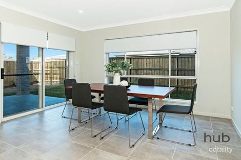 Property photo of 14 Pipet Crescent Pallara QLD 4110