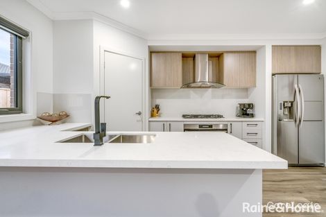 Property photo of 3 Daisy Drive Donnybrook VIC 3064