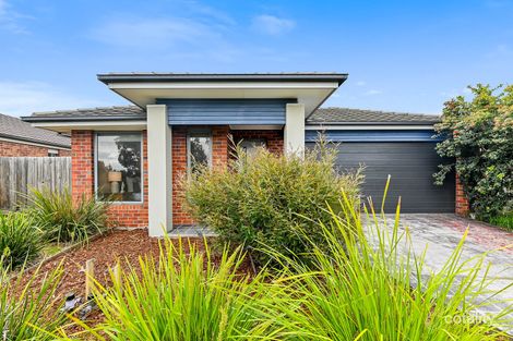 Property photo of 30 Ferrari Drive Cranbourne East VIC 3977