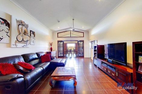 Property photo of 14 Sovereign Terrace Idalia QLD 4811