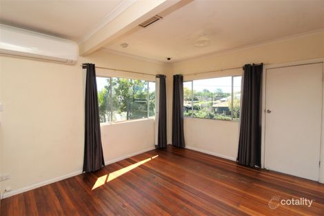 Property photo of 51 Deighton Street Mornington QLD 4825