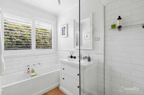 Property photo of 18 Highgrove Court Ocean Grove VIC 3226