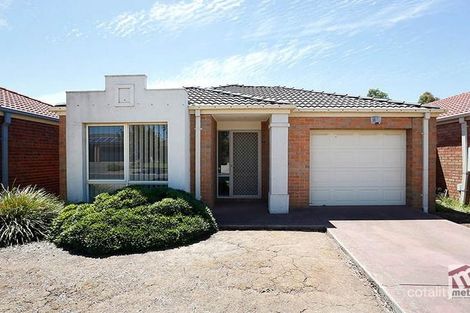 Property photo of 26 Nullarbor Place Caroline Springs VIC 3023