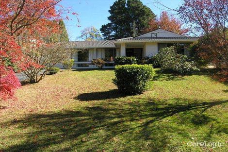 9 Mimosa Ave, Wentworth Falls, NSW 2782
