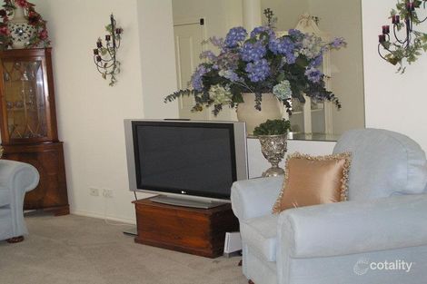 Property photo of 2 Valley Court Newborough VIC 3825